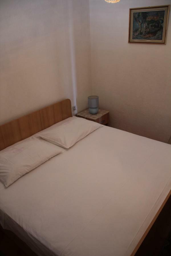 App Dujmovic Apartment Supetar Luaran gambar